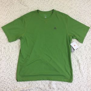 NWT Nike ACG Boulder Ridge Sphere Dry Tee, Green L